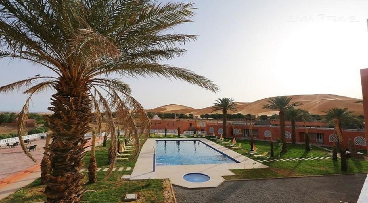 فندق Taghit Saoura المظهر الخارجي الصورة