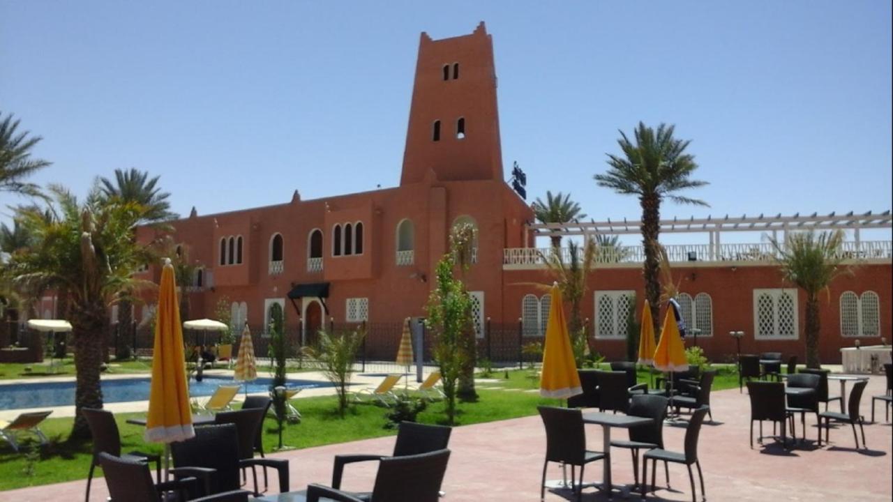 فندق Taghit Saoura المظهر الخارجي الصورة